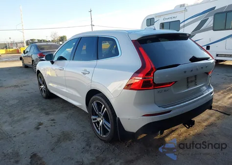 2018 Volvo Xc60 T6 Momentum from USA, damaged, VIN LYVA22RK2JB096703